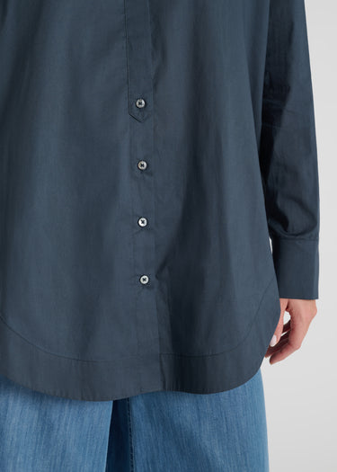 Chemise femme chic bleu marine en voile coton léger, coupe droite moderne - Vani
