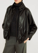 Veste zippée femme noire – silhouette enveloppante contemporaine, blouson mi-saison William
